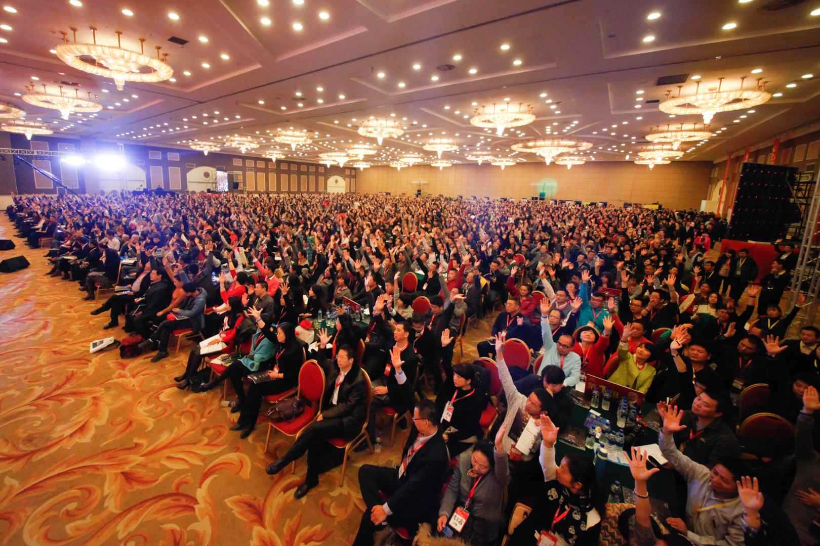 20万创业什么比较稳妥,23个白手起家的创业赚钱方法大全