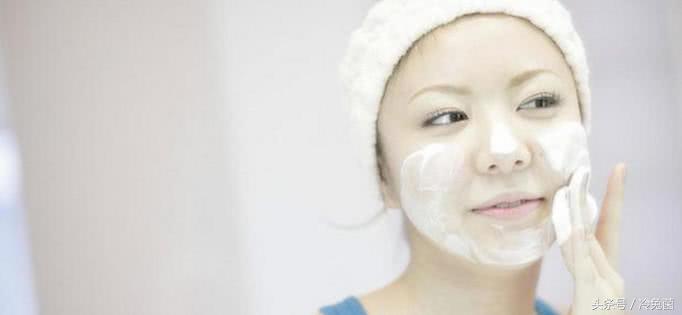 夏季脸干燥起皮怎么办,脸干燥起皮怎么办夏天