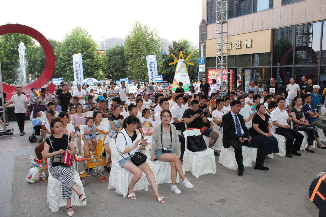 与国际豪华汽车品牌携手打造华晨中华v7遵义上市售价10.87万元起