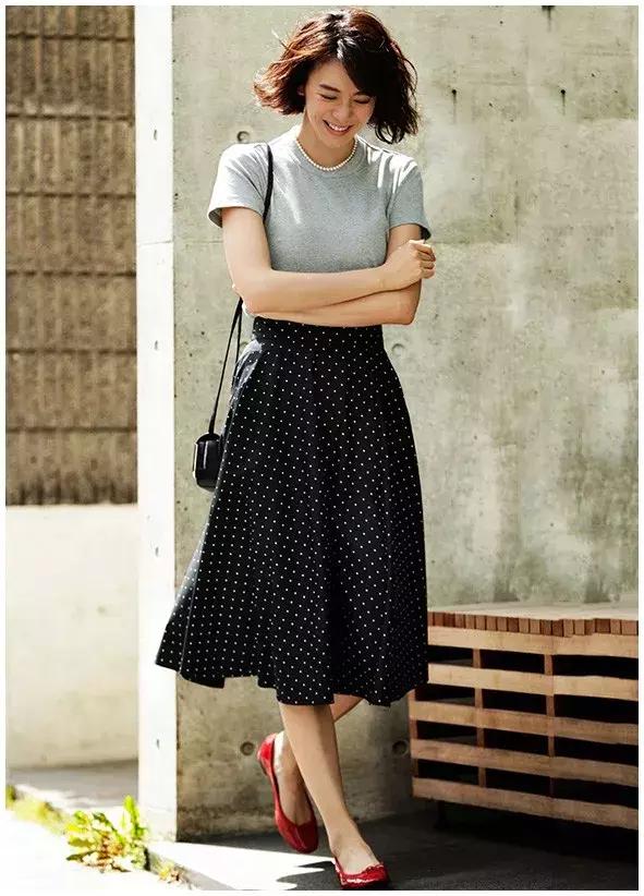 优衣库试衣间试完衣服放哪里,走进优衣库随便试穿