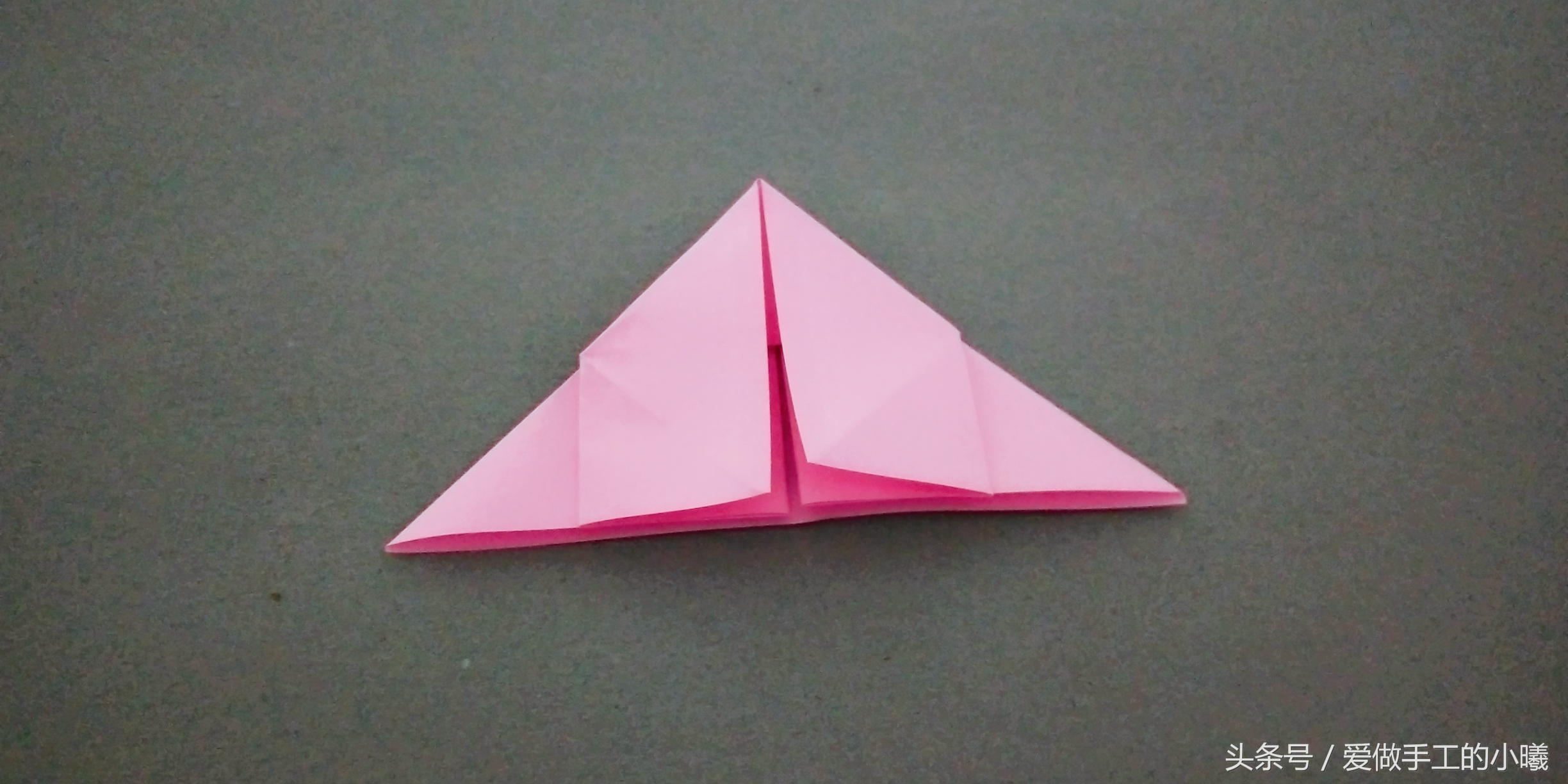 爱心书签的折纸方法,爱心折纸小视频书签