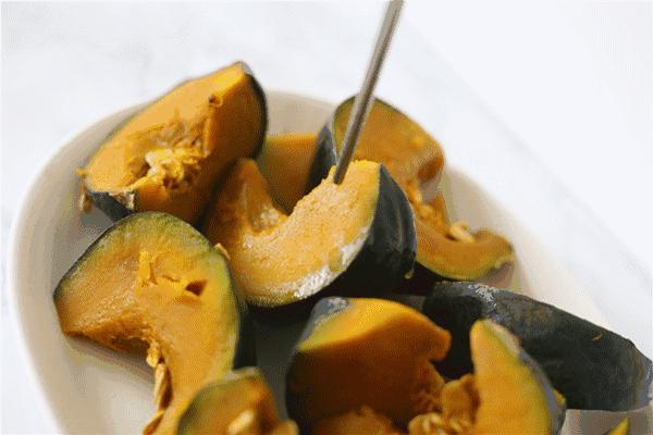 贝贝南瓜有的香甜有的不好吃,贝贝南瓜和栗子南瓜是一样的吗