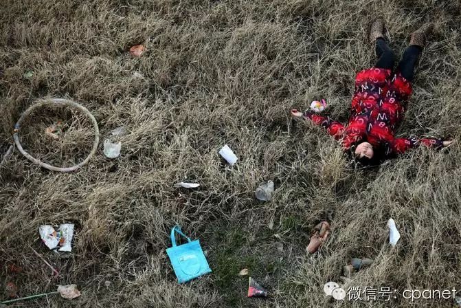 一（yi）瞄（miao）