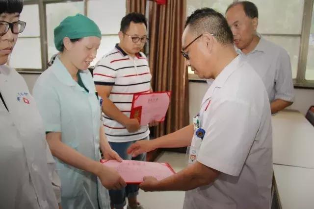 杏林之星脱颖而出常州鼎武集团首次表彰杏林之星