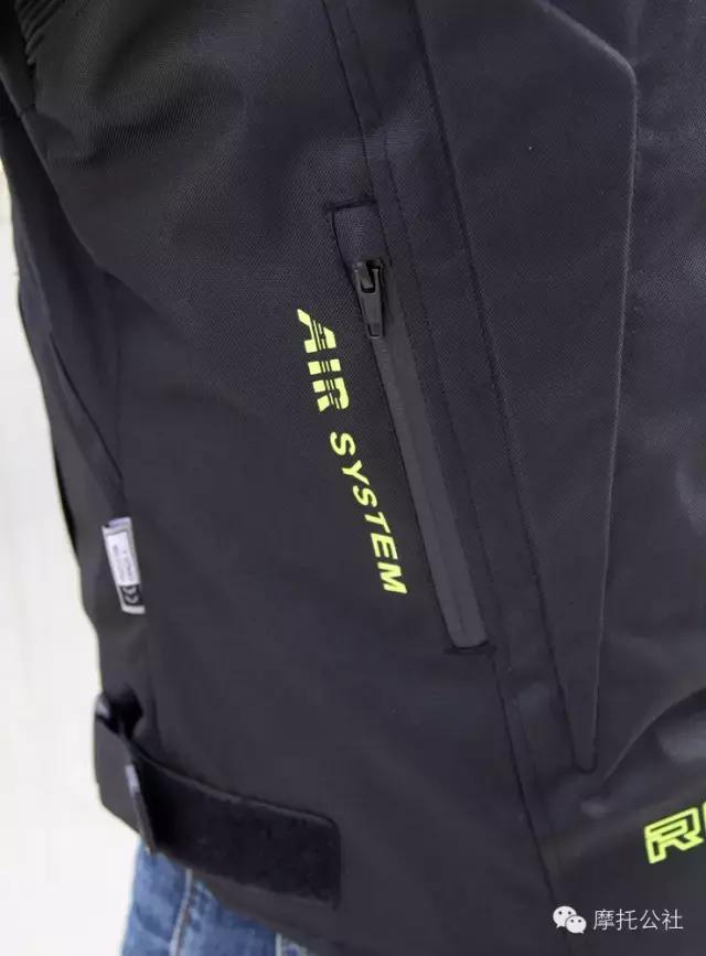 夏天雨天适合骑摩托车吗,新手雨天骑摩托车注意事项