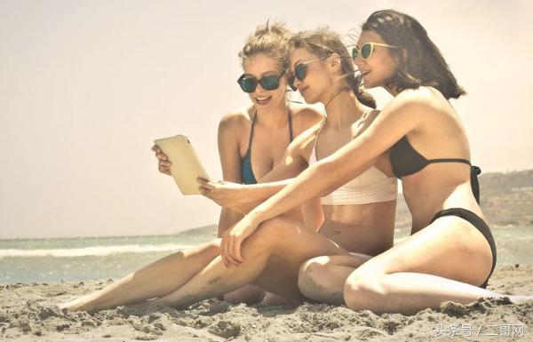 身材不好穿什么样的泳衣比较好看,想显瘦穿什么款式的泳衣