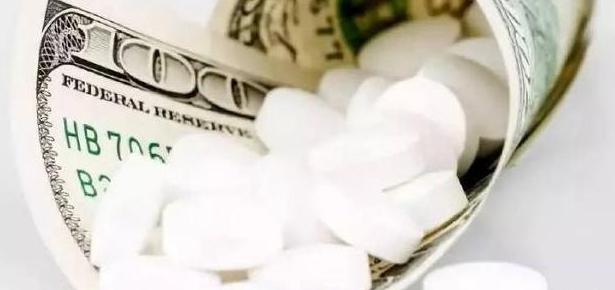 《我不是药神》这部电影,真的“狠”扎心!