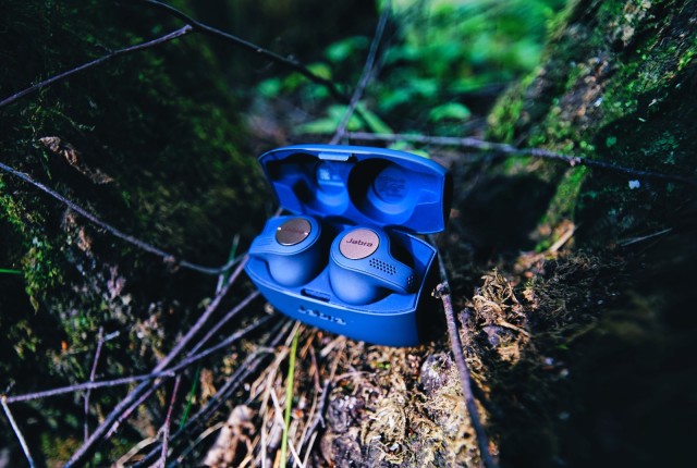 跑酷达人带你感受阻碍快感,捷波朗耳机蓝牙