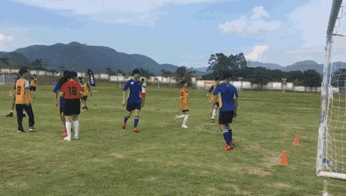 浠ョ悆浼氬弸鐜╄浆楂樼悆,浠ョ悆浼氬弸榻愯仛瓒崇悆姣旇禌