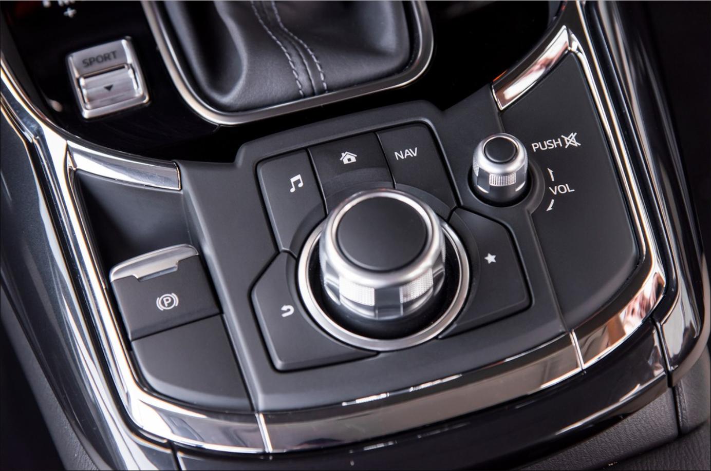 陈震试驾马自达cx-9,马自达cx-90海外试驾