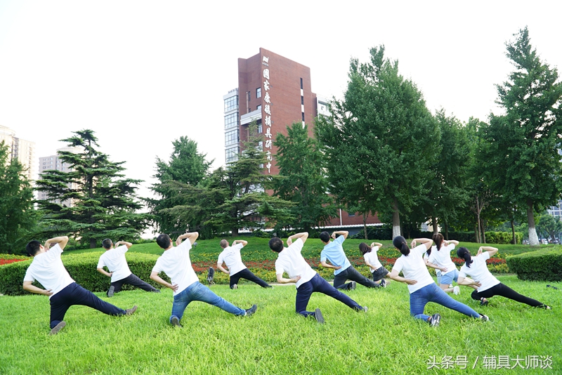 施罗斯脊柱侧弯康复训练,施罗斯脊柱侧弯矫正中心