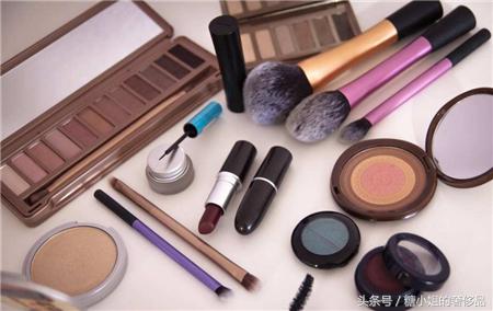 美宝莲好用的彩妆推荐,美宝莲彩妆推荐哪个系列的