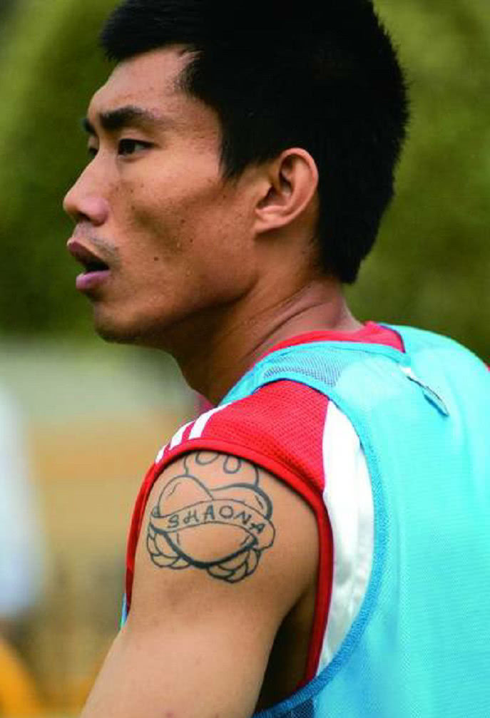 中国男足为什么那么多纹身,国足白砍鸡