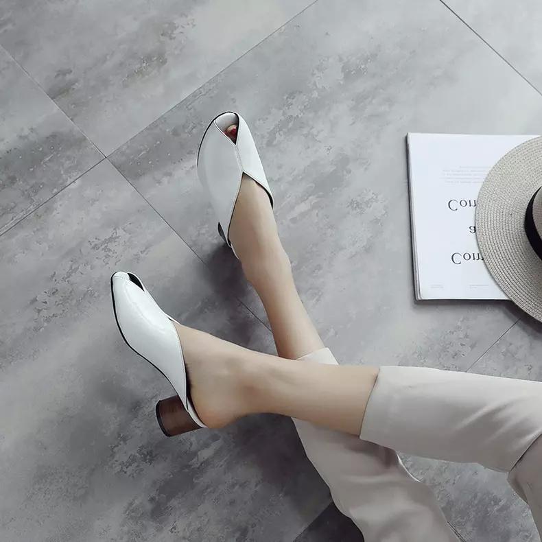 拖着奶奶鞋出门，舒适得不舍脱！