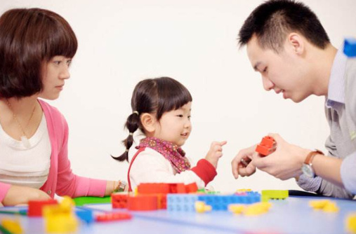 顺产与剖腹产的利弊产后怎样恢复,剖腹产后恢复需要注意哪些事情啊