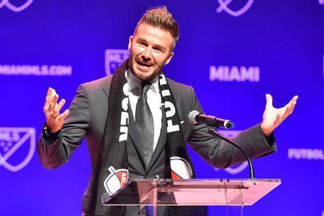 c罗一人打梅西姆巴佩内马尔,c罗的表现远胜于梅西