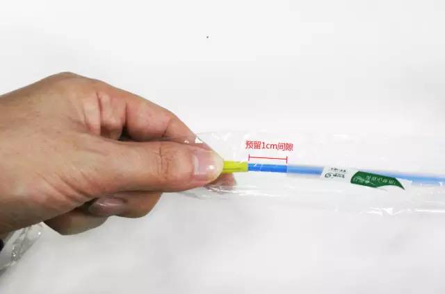 猪场后备母猪人工深度授精,母猪输精养猪技术教程大全