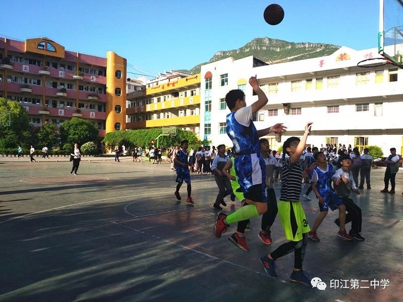 印江二中好还是三中,印江二中在哪