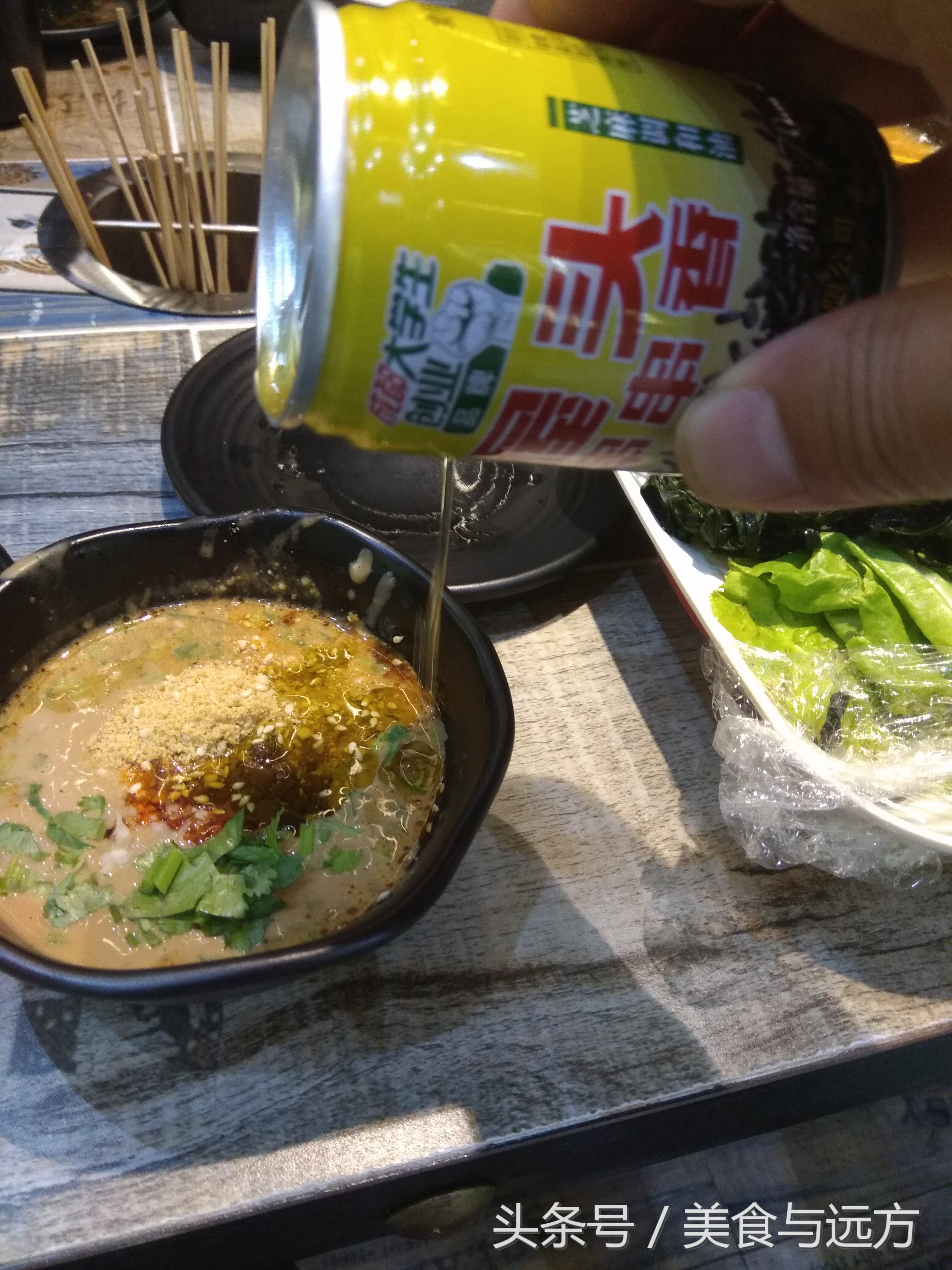 美食探店｜成都屋头串串，三人吃了一百二