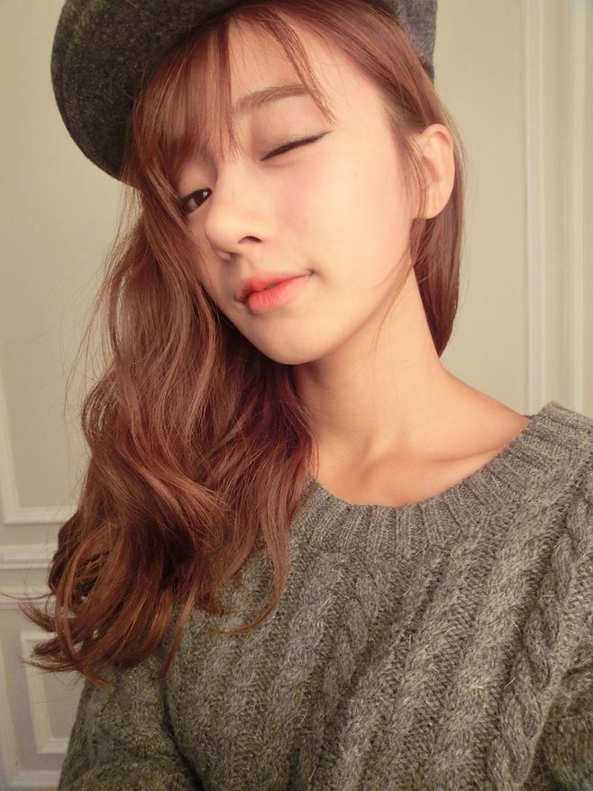 前男友纠缠不休她正尴尬,男神挺身将她拥入怀:对我妻子客气点