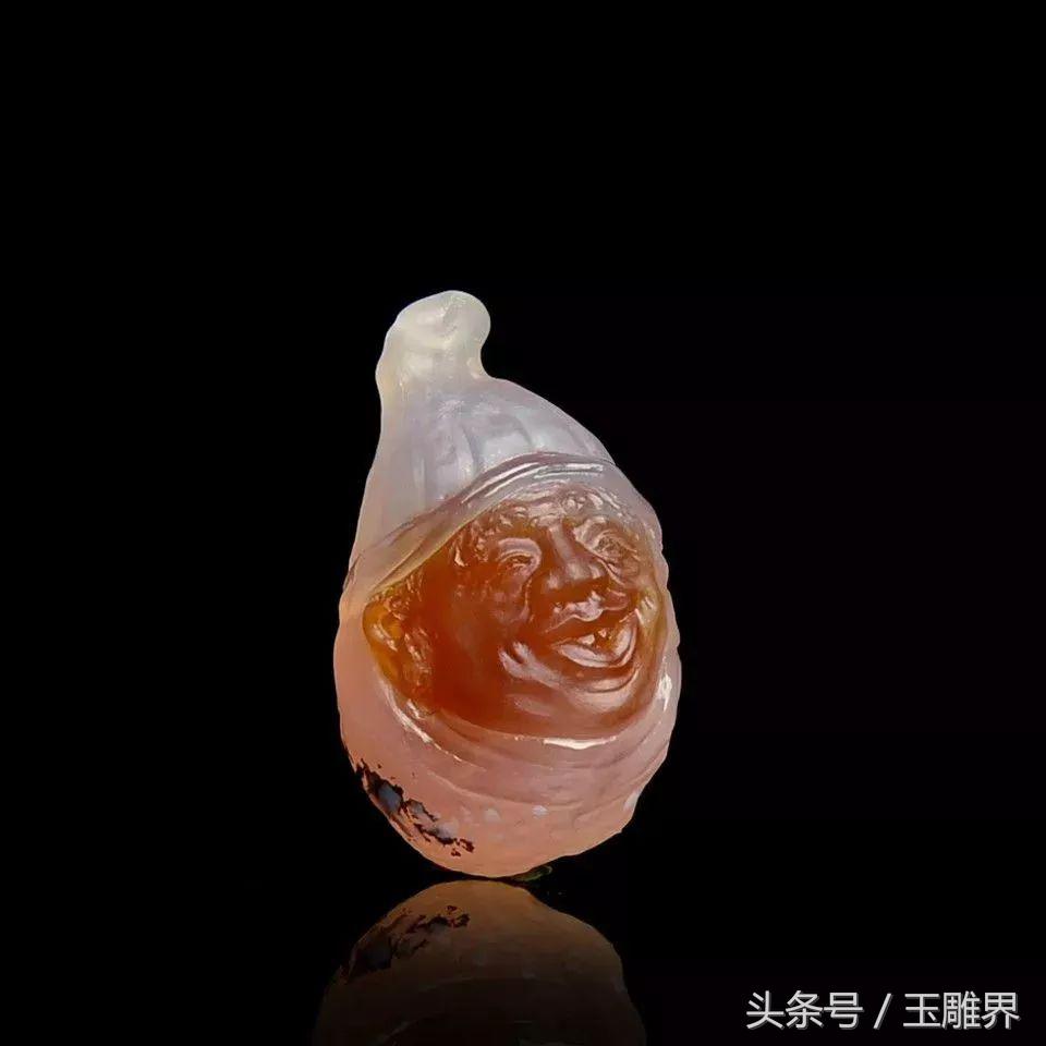 戈壁滩石头雕刻精品,戈壁奇石打磨