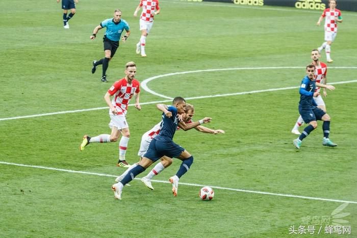 与EOS一起为足球喝彩1DXMarkII世界杯行摄记