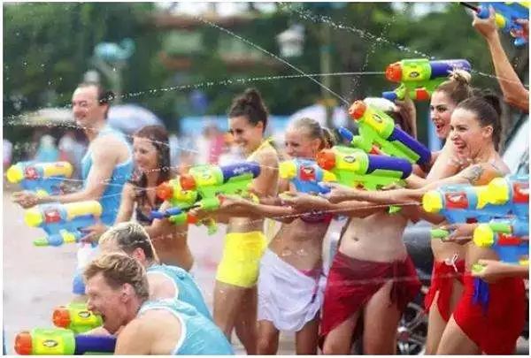 青龙峡漂流现场买票,青龙县啤酒节