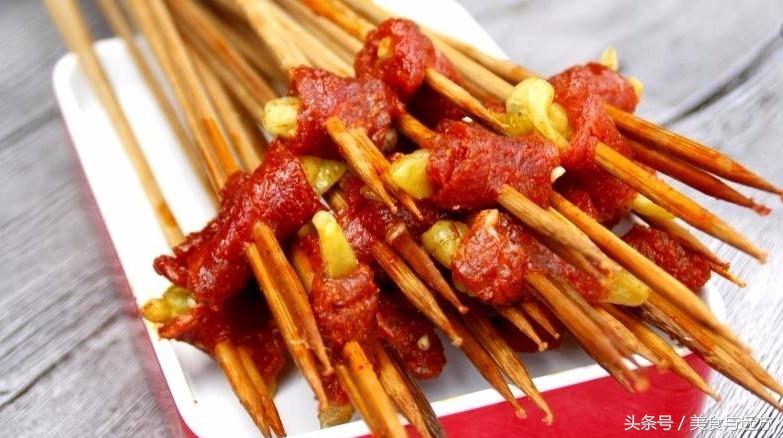 美食探店｜成都屋头串串，三人吃了一百二