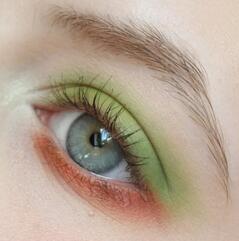 平价彩妆绿色眼影,绿色眼影怎么画好看