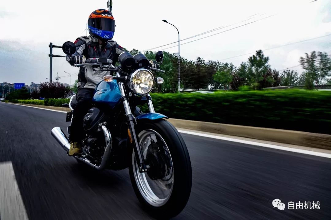 摩托古兹v7special和stone的区别,摩托古兹v7的试驾视频