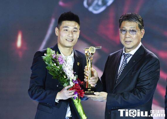 武磊身价现在多少中超,德转中超武磊身价