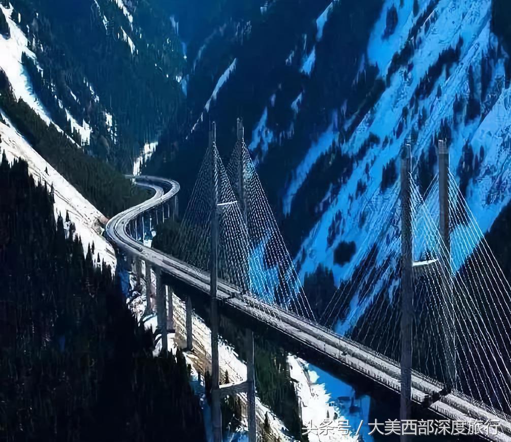 被旅游大军夸赞的高速,新疆最美公路有必要去么
