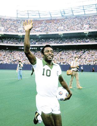 梅西与齐达内谁更厉害,足坛历史最伟大11人