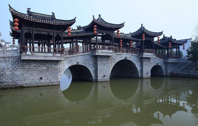 暑假旅游安徽附近景点攻略,安徽附近旅游景点推荐秋冬