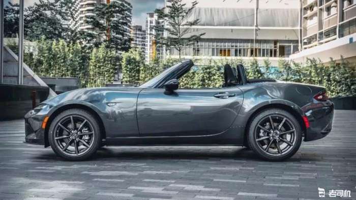 百万级最帅两座敞篷跑车,最宽敞的四座敞篷硬顶跑车