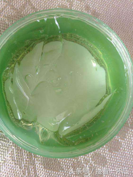 真假芦荟胶有什么区别,真芦荟胶和假芦荟胶的区别