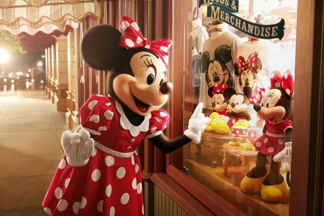 香港迪士尼门票深港联游,香港迪士尼2大1小亲子当日套票