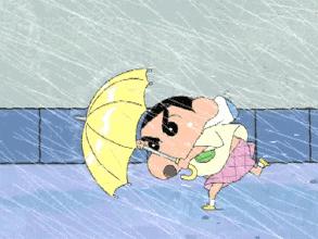 魔都的雨说下就下，你需要这些时尚又好用的单品！