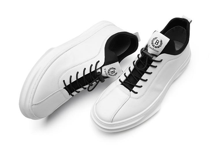 张云龙魅力视频,张云龙在球场上奔跑