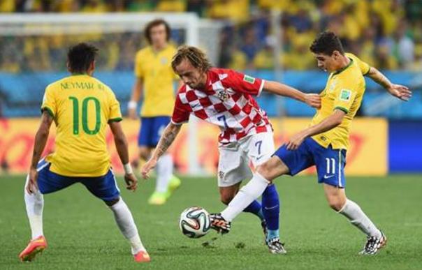 全网最火隔壁泰山歌曲,热门歌曲隔壁泰山