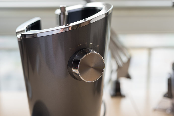 惠人榨汁机第一代使用方法,惠人榨汁机的半开和全开区别