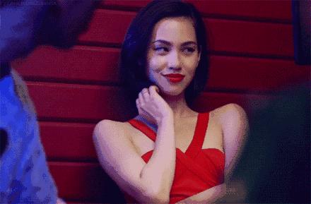 世界上第一支口红是哪个品牌,世界上第一支口红