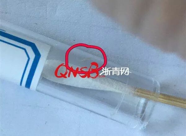 6岁娃喊“屁屁疼”，医生扒下孩子裤子惊呆：白色小虫在蠕动！