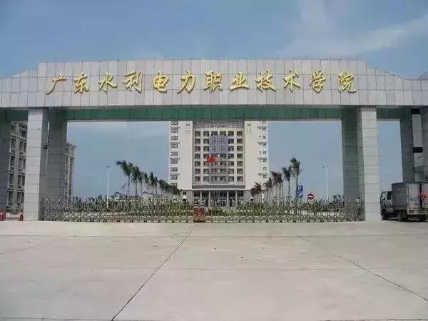 对不起，我劝你千万别去从化，不然会后悔……