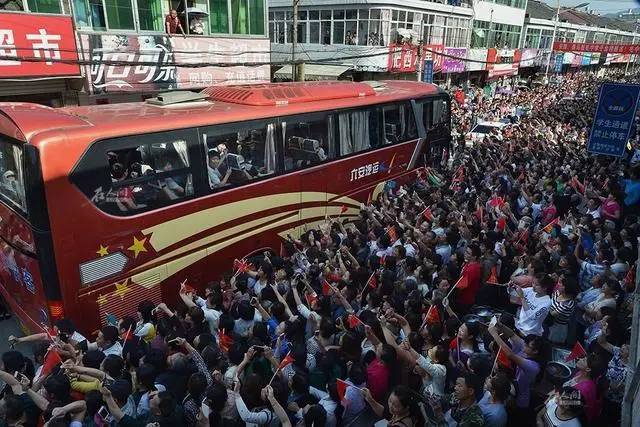 直击高考工厂毛坦厂,毛坦厂亚洲最大高考工厂