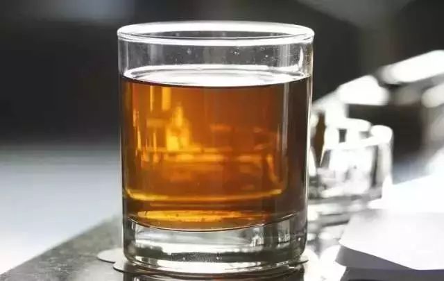 家里网速慢关一下为什么就快了啊,卧室里网速太慢咋办