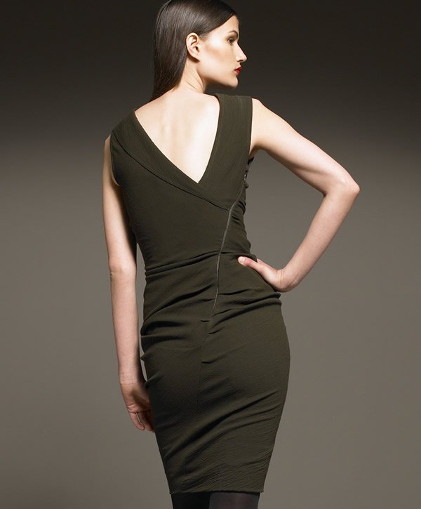 世界十大服装顶级设计师排名,世界服装设计师第一名