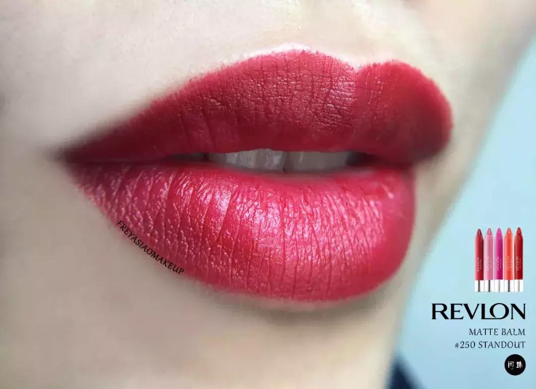 试色唇膏开箱视频,露华浓口红经典黑管唇膏