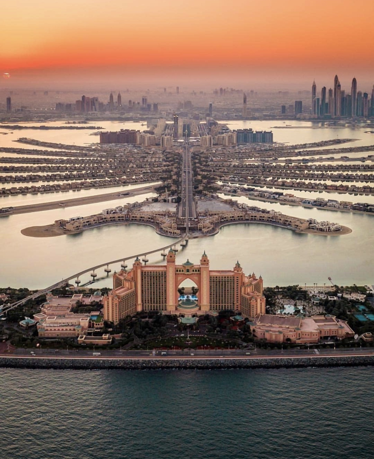 迪拜沙漠里的奇迹之城,沙漠之城迪拜旅行