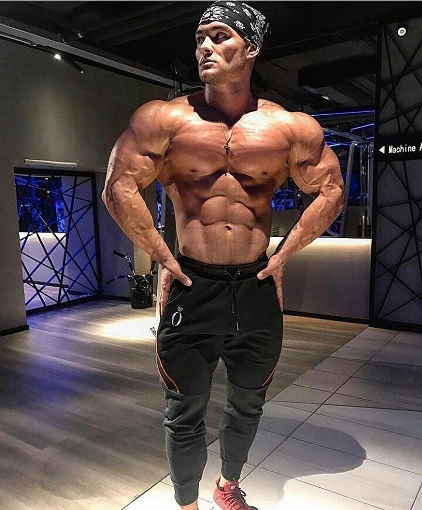 手臂怎样练粗视频教程,手臂怎么练粗一周几练